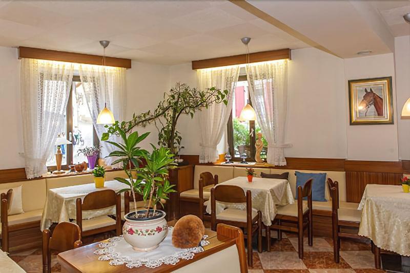 Albergo Antica Rosa ليفيكو ترمي المظهر الخارجي الصورة