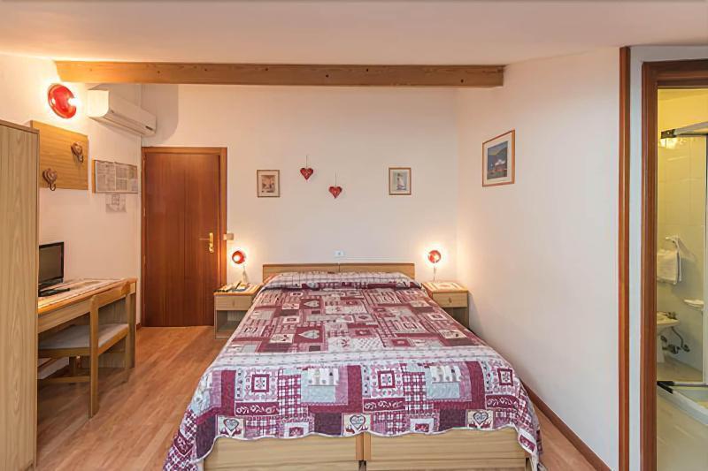 Albergo Antica Rosa ليفيكو ترمي المظهر الخارجي الصورة