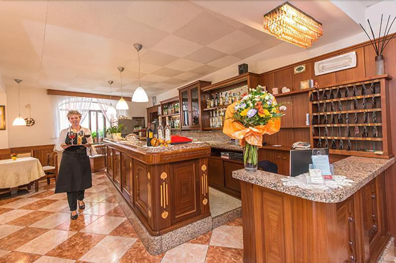 Albergo Antica Rosa ليفيكو ترمي المظهر الخارجي الصورة