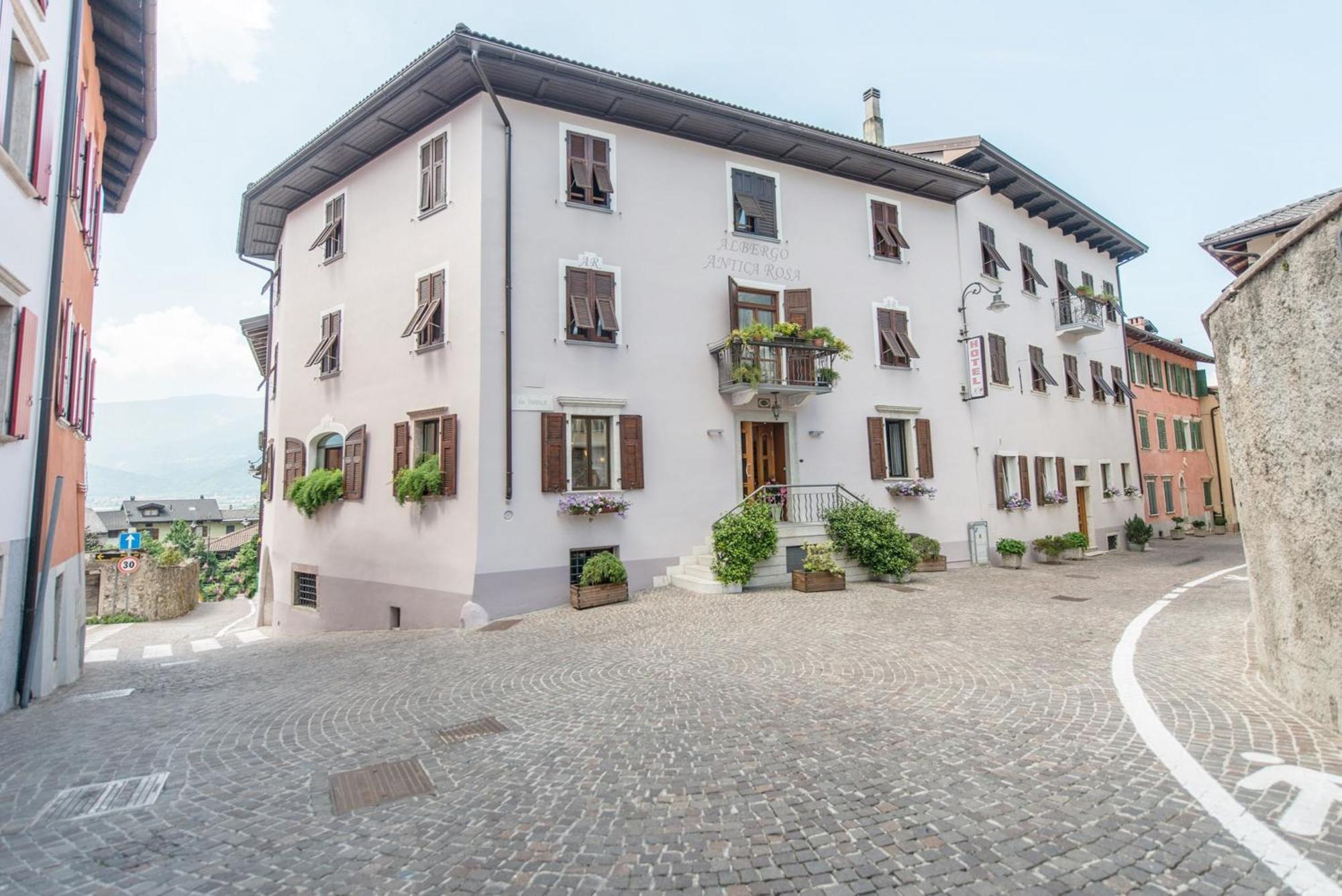 Albergo Antica Rosa ليفيكو ترمي المظهر الخارجي الصورة
